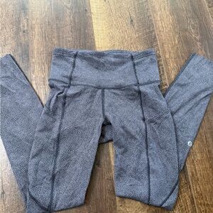 Lululemon Athletica Purple High Rise pocket align Leggings